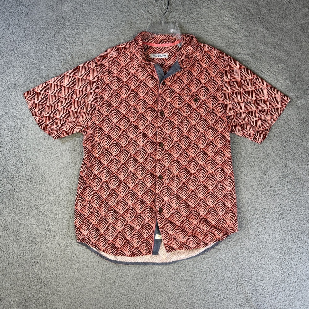 Tommy Bahama Hawaiian Shirt‎ Mens Medium Coral Brown Geometric Diamond Resort